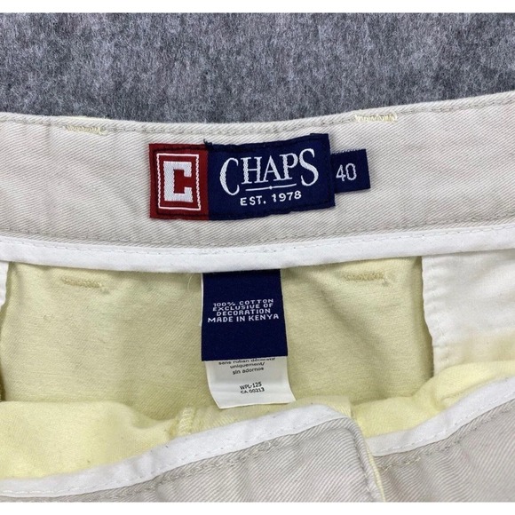 CHAPS Shorts Mens Size 40 Pastel Yellow Cotton Chino Casual Flat Front 4 Pocket - Picture 3 of 8